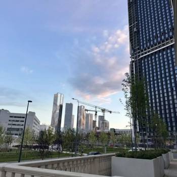 Сдается 1-комнатная квартира, 69,3 м²