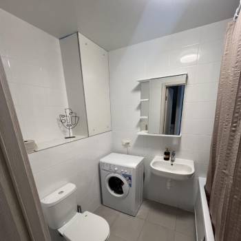 Сдается 1-комнатная квартира, 45 м²