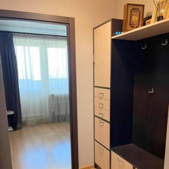 Продается Многокомнатная квартира, 98 м²