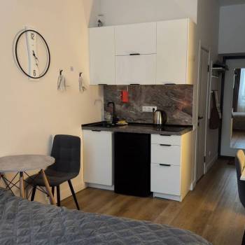 Продается 1-комнатная квартира, 16 м²