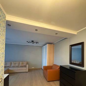 Сдается Многокомнатная квартира, 65 м²