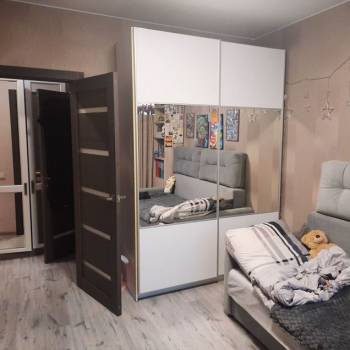 Продается 2-х комнатная квартира, 60 м²