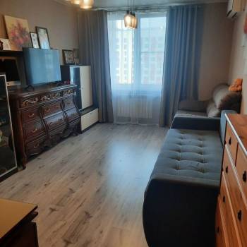 Продается 2-х комнатная квартира, 60 м²