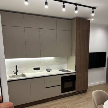 Продается 1-комнатная квартира, 41 м²