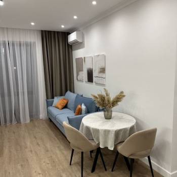 Продается 1-комнатная квартира, 41 м²