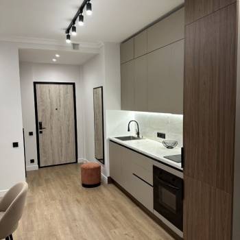 Продается 1-комнатная квартира, 41 м²