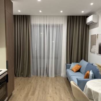 Продается 1-комнатная квартира, 41 м²