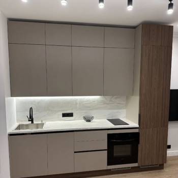 Продается 1-комнатная квартира, 41 м²