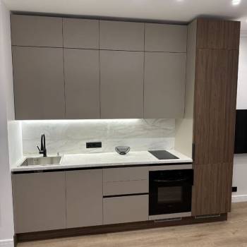 Продается 1-комнатная квартира, 41 м²