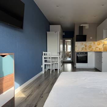Продается 1-комнатная квартира, 25,7 м²
