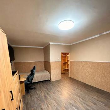 Продается 1-комнатная квартира, 39 м²