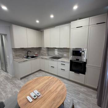 Сдается 2-х комнатная квартира, 42 м²