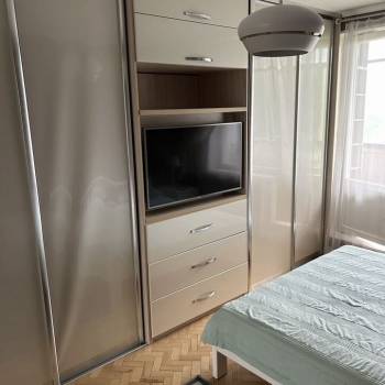 Сдается Многокомнатная квартира, 64 м²