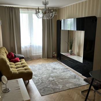 Сдается Многокомнатная квартира, 64 м²