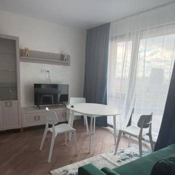 Сдается 2-х комнатная квартира, 42 м²