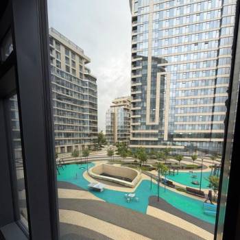 Продается Многокомнатная квартира, 141 м²