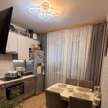 Продается 1-комнатная квартира, 38,9 м²