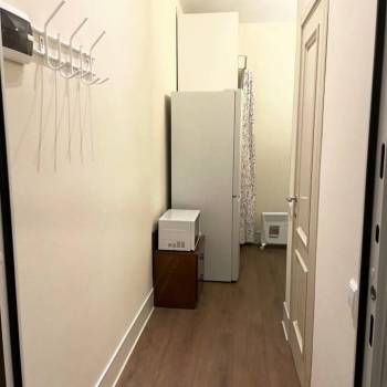 Продается 1-комнатная квартира, 12,3 м²