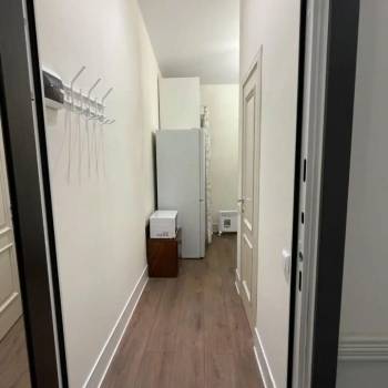 Продается 1-комнатная квартира, 12,3 м²