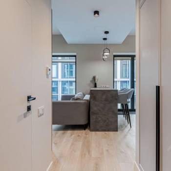 Продается 1-комнатная квартира, 32 м²