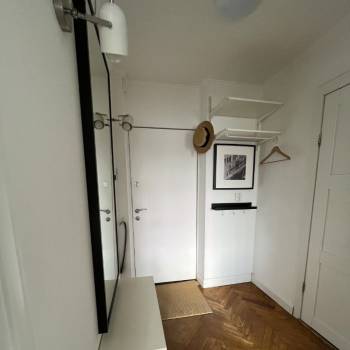 Продается 1-комнатная квартира, 35 м²