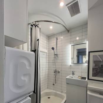 Продается 1-комнатная квартира, 35 м²