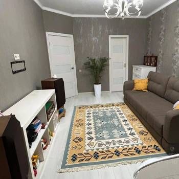 Продается 1-комнатная квартира, 44 м²
