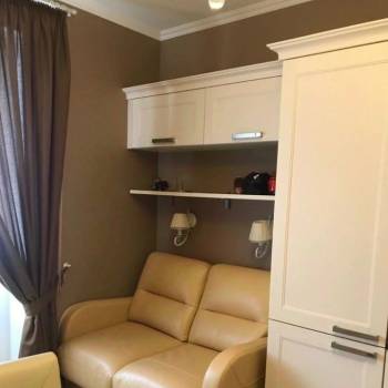 Продается 1-комнатная квартира, 44 м²