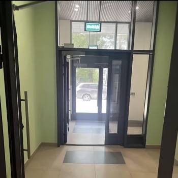 Продается 1-комнатная квартира, 40 м²
