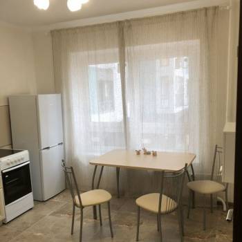 Сдается 1-комнатная квартира, 35 м²