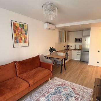 Сдается 1-комнатная квартира, 37 м²
