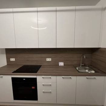 Сдается 2-х комнатная квартира, 58 м²