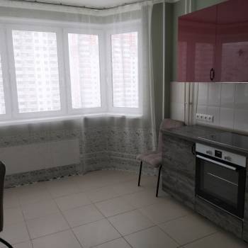 Сдается 2-х комнатная квартира, 61 м²