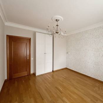 Сдается 2-х комнатная квартира, 78 м²