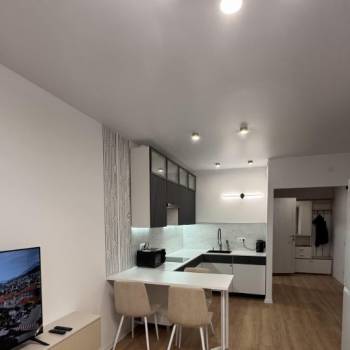 Сдается 1-комнатная квартира, 42 м²