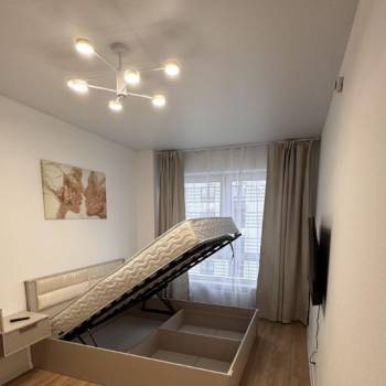 Сдается 1-комнатная квартира, 42 м²