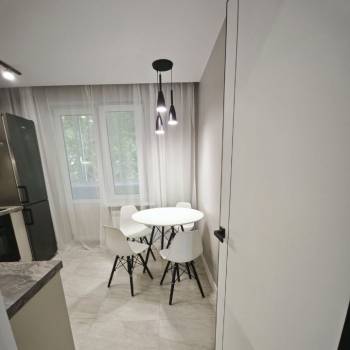 Сдается Многокомнатная квартира, 65 м²