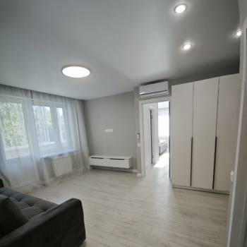 Сдается Многокомнатная квартира, 65 м²
