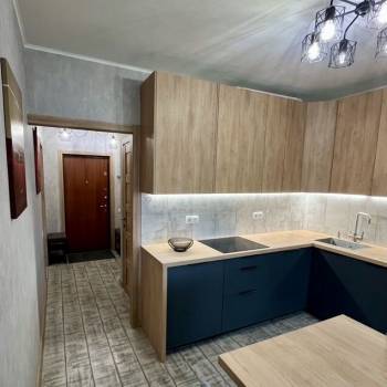 Сдается 1-комнатная квартира, 42 м²