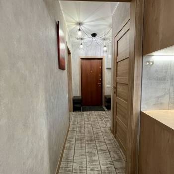 Сдается 1-комнатная квартира, 42 м²