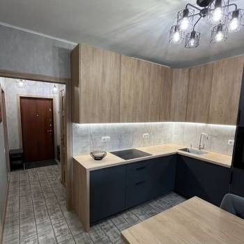 Сдается 1-комнатная квартира, 42 м²