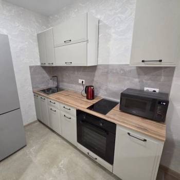 Продается 1-комнатная квартира, 32,7 м²