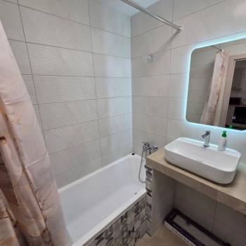 Продается 1-комнатная квартира, 32,7 м²