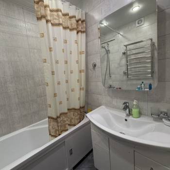 Продается 2-х комнатная квартира, 57,9 м²