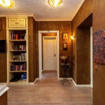 Продается 3-х комнатная квартира, 130 м²