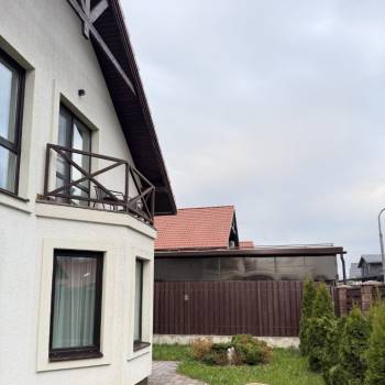Продается Дом, 179 м²