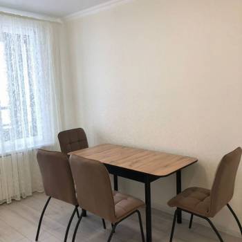 Сдается 2-х комнатная квартира, 63,7 м²