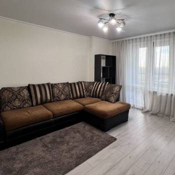 Сдается 2-х комнатная квартира, 63,7 м²