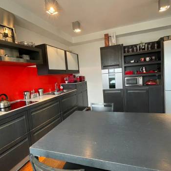 Продается 3-х комнатная квартира, 100 м²