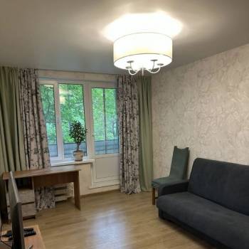 Сдается Многокомнатная квартира, 62 м²